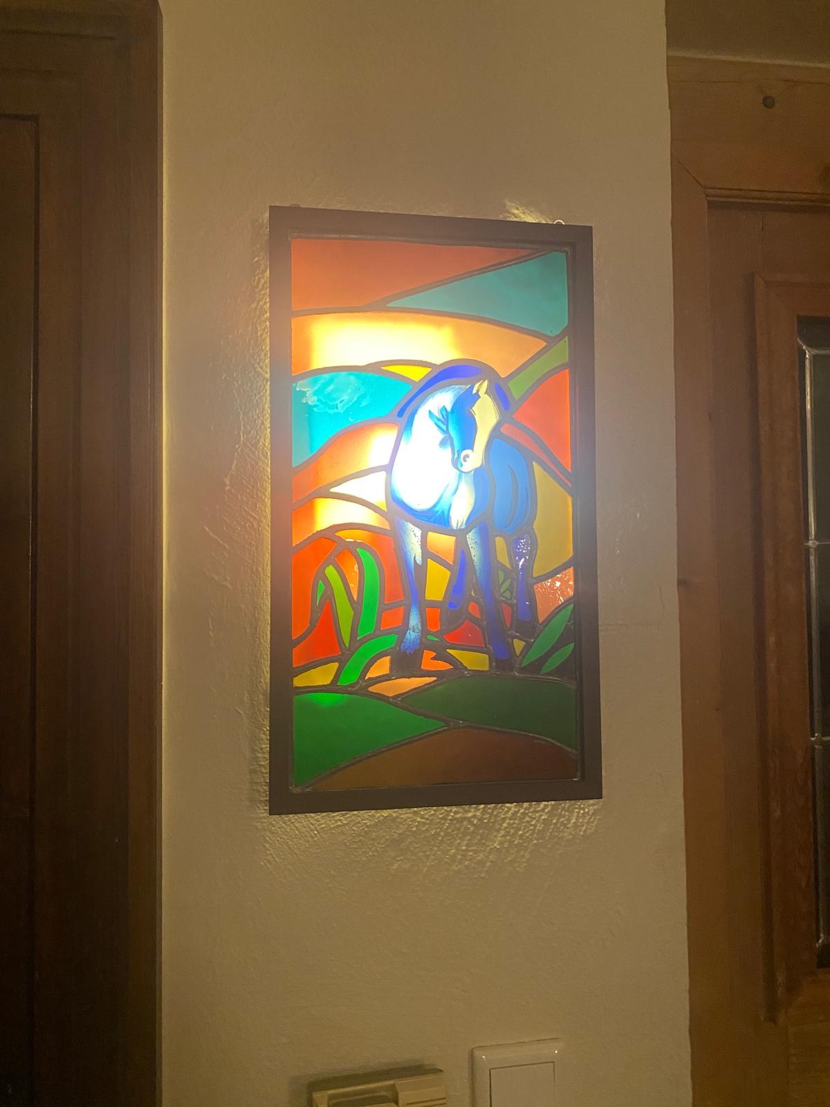 Leuchtendes Glasbild mit Pferd